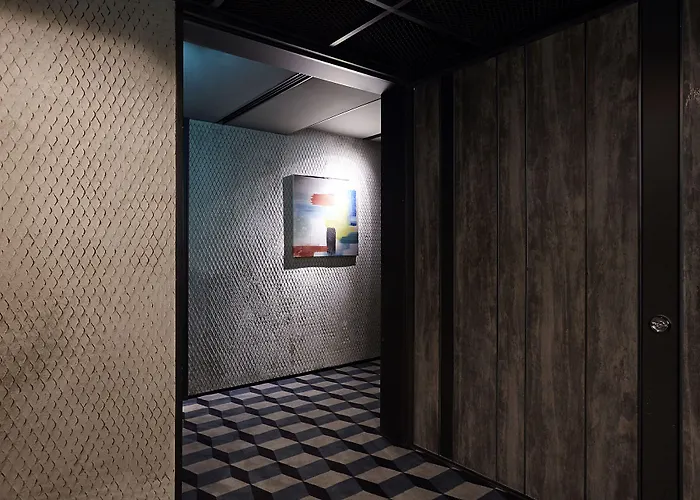 Hotel 9 Brick 3*
