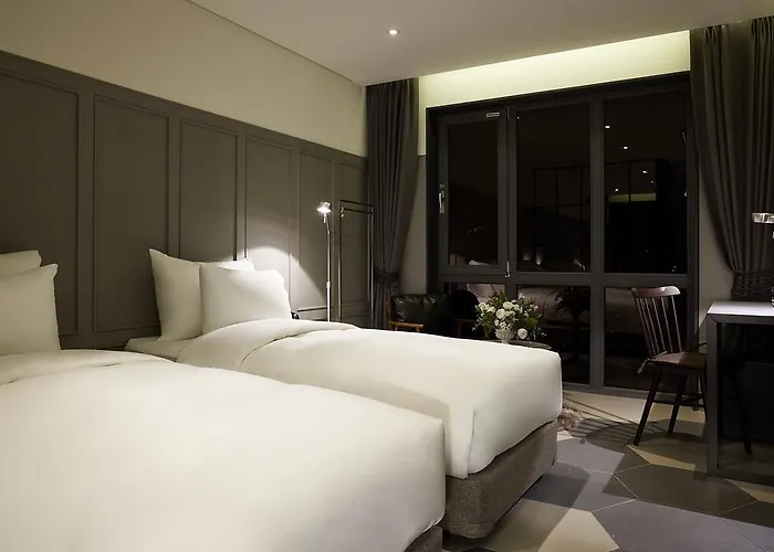 Hotel 9 Brick