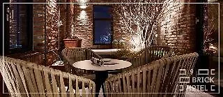 9 Brick Hotel 3*
